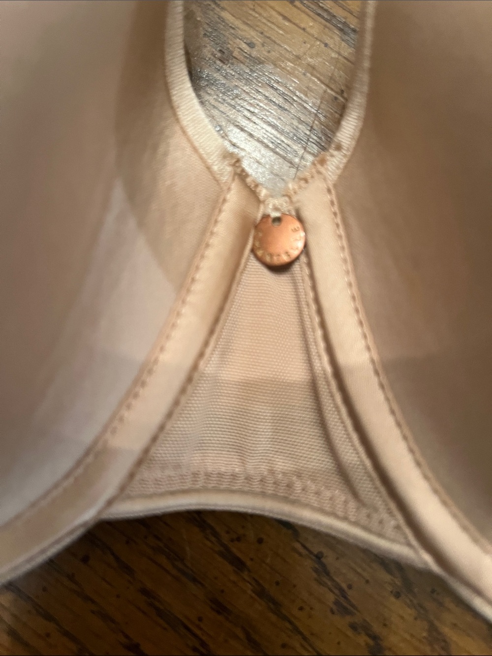 Chantelle Light Nude Smooth Underwire T Shirt Bra, size 34D, new with tags - Picture 7 of 15